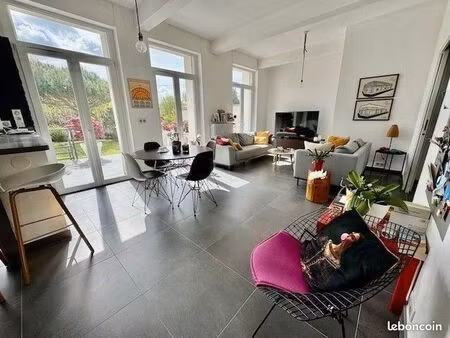 maison 7 pièces 172 m²