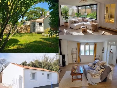 l’houmeau   10min à pied de la mer  charmante maison 92m2 avec jardin  2 chambres  1 espac