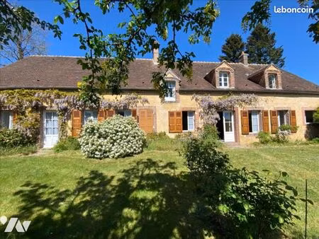 maison 10 pièces 237 m²