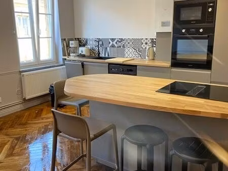 splendide f2 au cœur de metz