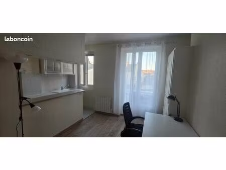 charmant studio à louer