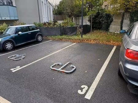 parking / place de stationnement saint-malo