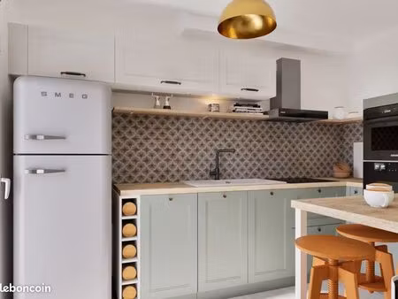 charmant studio cocooning rénové – meublé – hyper‑centre de melun (25 m²) – 700 cc