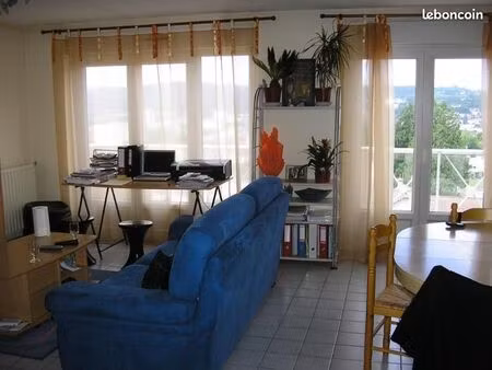 appartement 2 pièces 64 m²