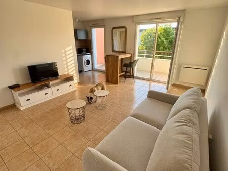 studio 31m2 meublé avec garage