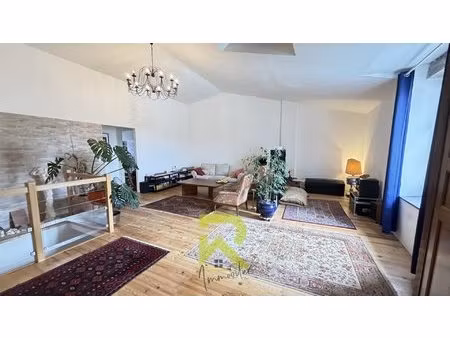 maison de ville rénovée avec goût sur agde grand garage possibilité de tropézienne