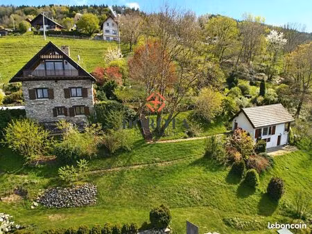 propriété 6 pièces 208 m²