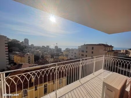 2 pièces + terrasse vue mer + parking