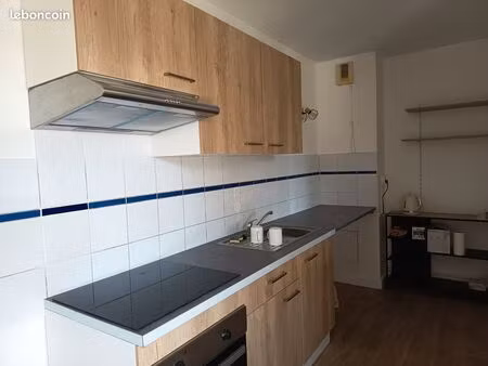 proche toulouse t4 colomiers centre. 82m2.1100