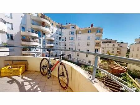 appartement 2 pièces 56 m²