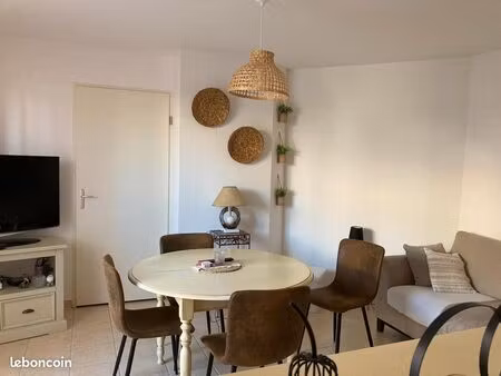 grand t2 avec jardin et parking