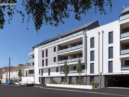 studio 1 pièce 30 m²