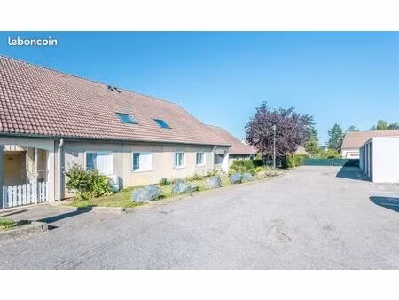 appartement 2 pièces 61 m²