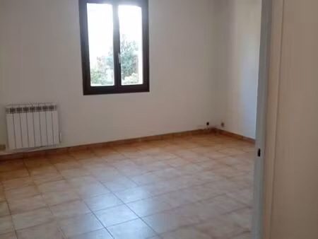 t2 20min de roissy cdg