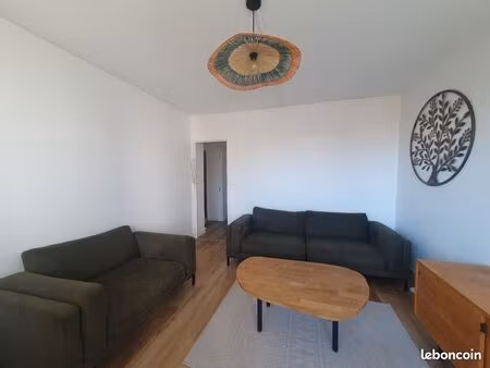 appartement meublé proche de toutes commodités