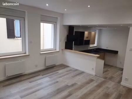 appartement 3 pièces 55 m²