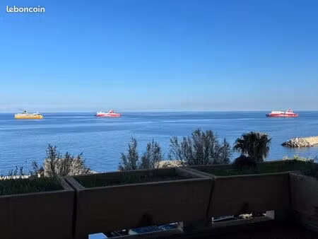 superbe t1/t2 vue sur mer