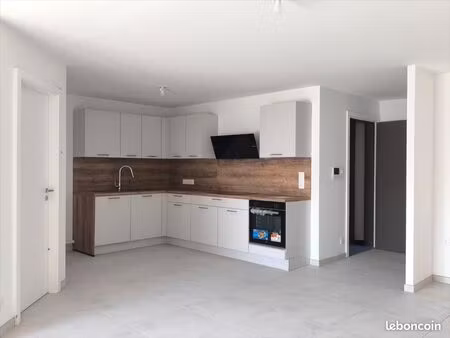 appartement 4 pièces 80 m²