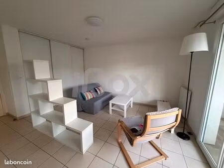 studio 1 pièce 35 m²