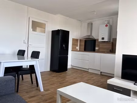 t3 meublé - proche centre-ville / espace anjou