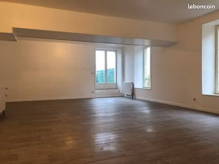 sedan appt f4 terrasse 3 chambres