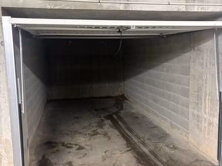 location box fermé – place standard