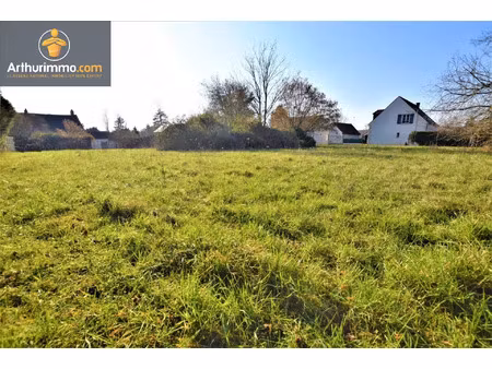 vente terrain 1811 m2 à estrées-saint-denis