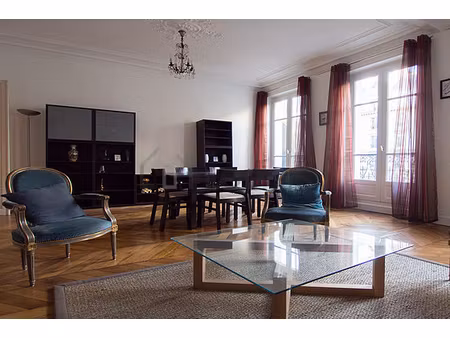 appartement 3 chambres meublé avec ascenseur  cheminée et concierge