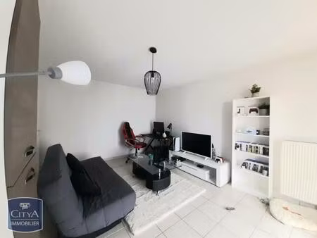 location appartement 2 pièces 46m² grand charmont 25200