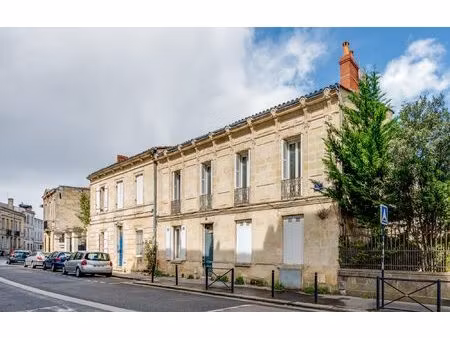 t2bis duplex entre nansouty et capucins