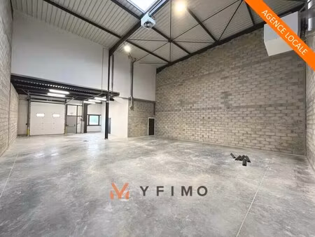 location local d'activités 410 m²