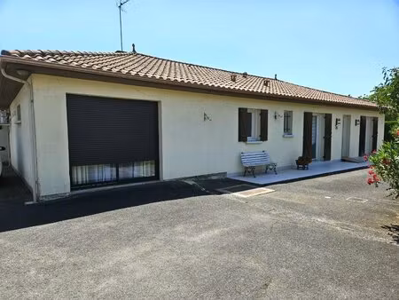 marsac-sur-l'isle - maison de plain-pied au calme  à proximité immédiate des commerces