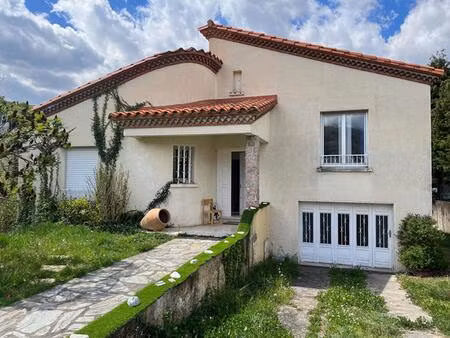 maison familiale 5 pièces de 150 m2 sur près de 1 000 m² à prats de mollo la preste