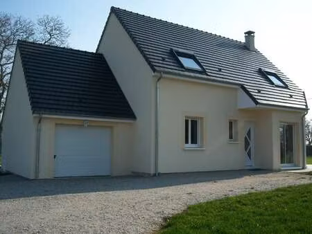vente maison à sommervieu (14400) : à vendre / 102m² sommervieu