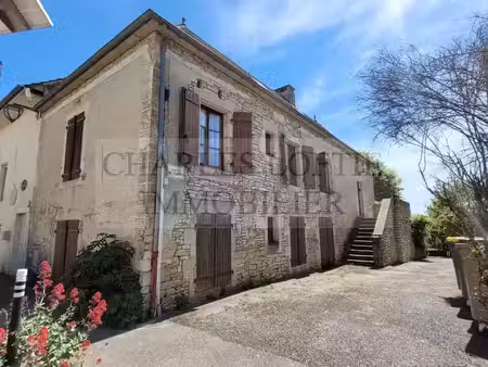 vente maison 7 pièces 203 m² à montgesty (46150)  260 000 €