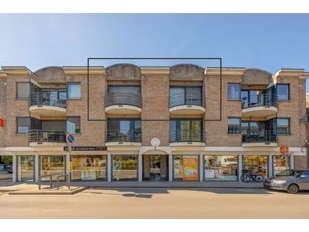 appartement te koop in wilrijk met 2 slaapkamers