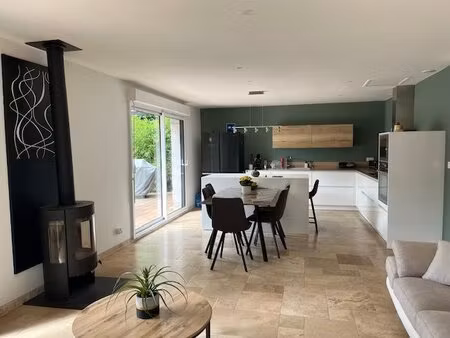 villa individuelle + 2 gîtes indépendants