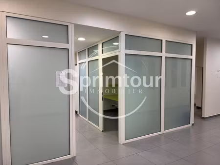 basse terre local professionnel ou commercial - centre ville