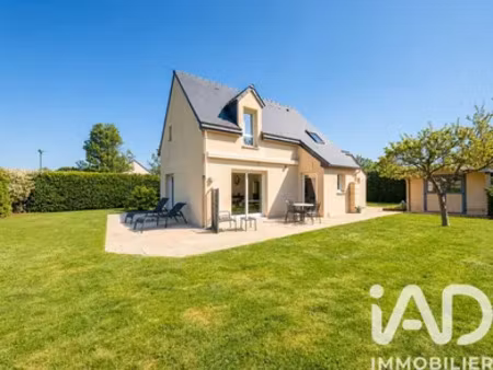 maison à saint-méloir-des-ondes (35350)