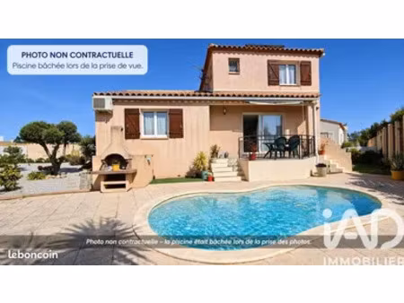 maison à claira (66530)