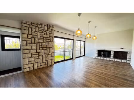 vente maison 8 pièces  207.00m²  royan