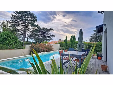 vente maison 6 pièces  132.00m²  rouffiac