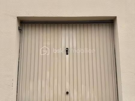 garage 16 m² avec mezzanine – résidence sécurisée – celleneuve montpellier