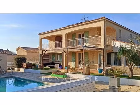 maison 250 m² avec dépendance  piscine et double garage – centre colombiers à pied