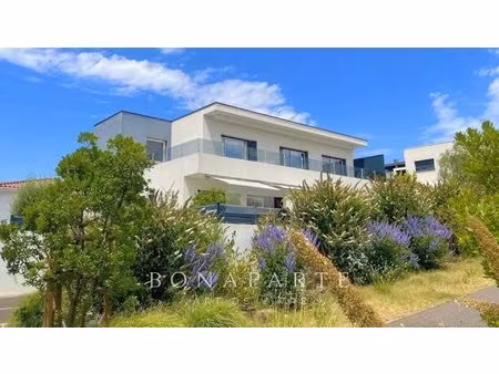 maison contemporaine avec piscine - béziers