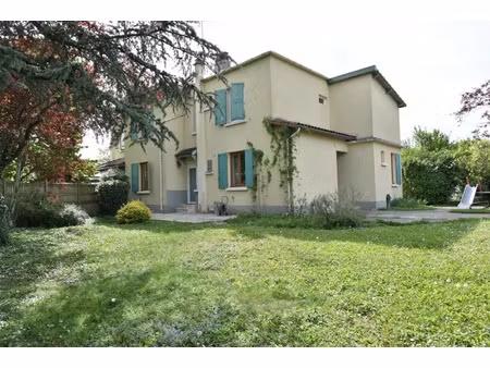 vente maison 5 pièces 130.43 m² à saint-maurice-de-beynost (01700)  389 000 €