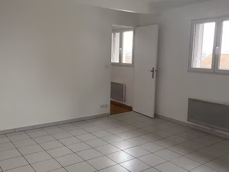 location appartement 2 pièces 30m² st maur des fosses 94210