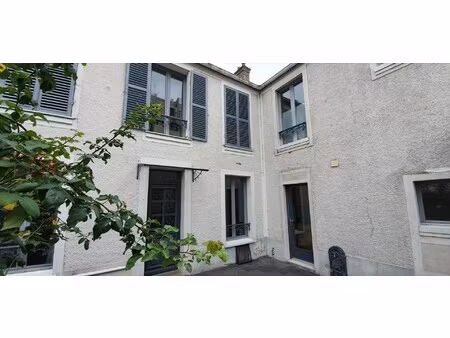 location maison 4 pièces 77m²