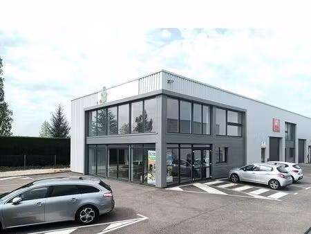 location local commercial 120m² criquebeuf sur seine 27340
