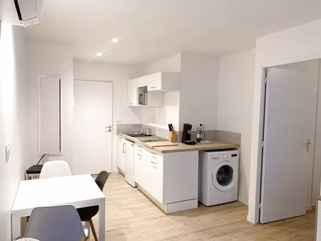 location appartement 2 pièces 28m2 rodez 12000 - 530 € - surface privée